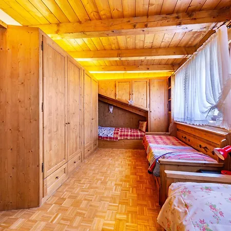 Pais 3 Cime View 아파트 아우론조디까도레